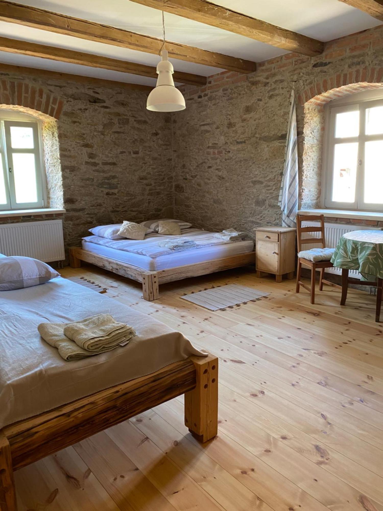 Dom Piwowara Hotel Leśna Kültér fotó