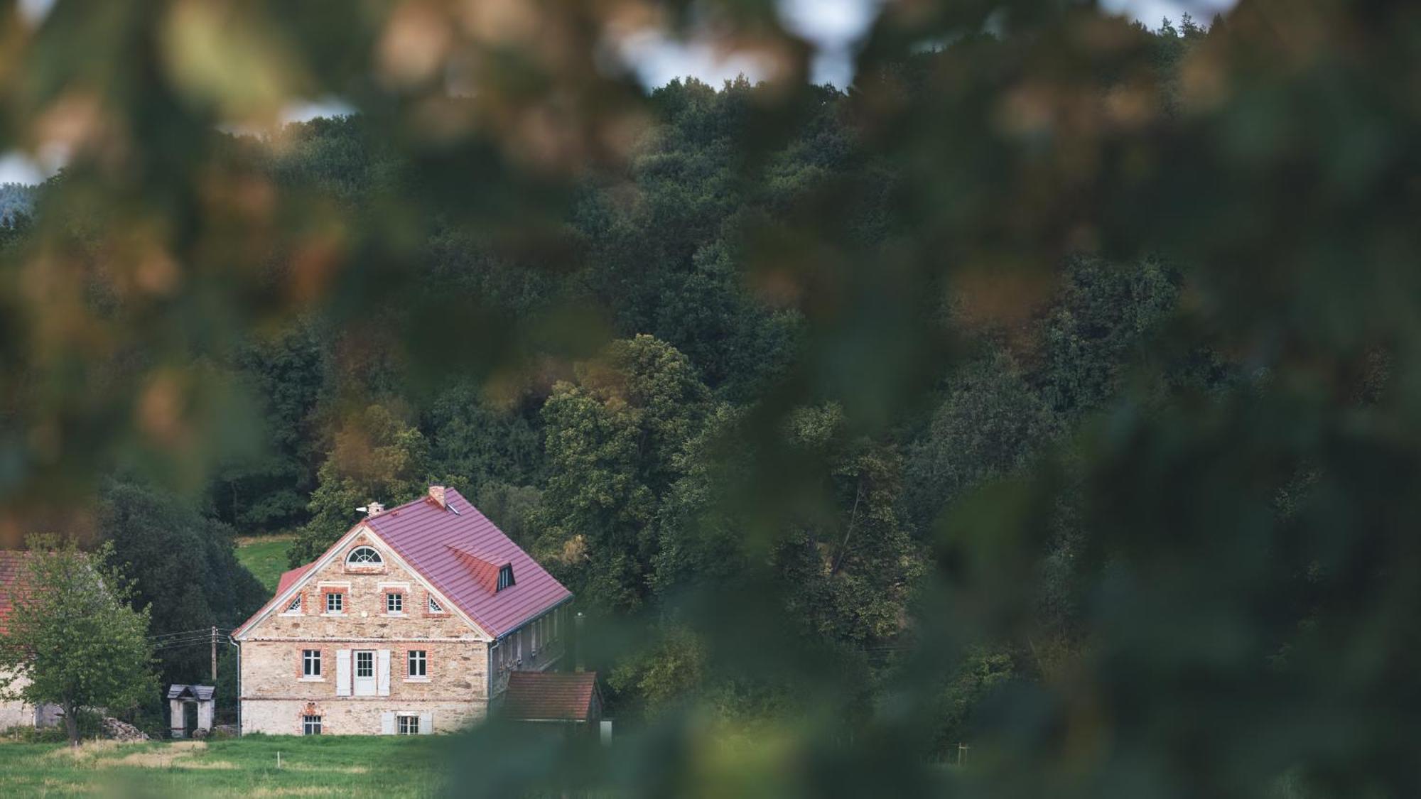 Dom Piwowara Hotel Leśna Kültér fotó